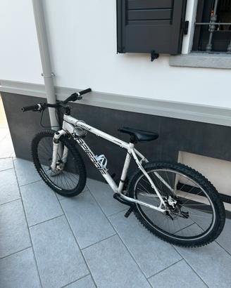 Mountain Bike Lapierre - Freni a disco