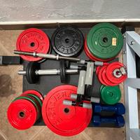 Set pesi, bilancere, panca,rastrelliera per squat