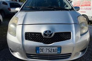 Toyota Yaris 1.4 D-4D 5 porte Sol