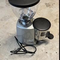 Macchina caffè con dosatore