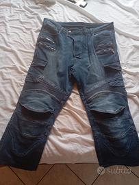 jeans con protezioni moto