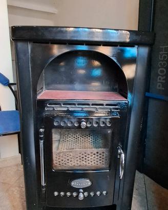 stufa a legna "Erika" potenza 6.5kw in ghisa