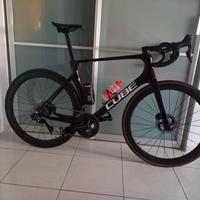 bici da corsa cube 