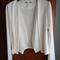 Coprispalle Bianco con apertura a volant 