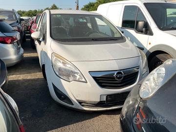 Muso Opel Meriva B 2016 e ricambi vari