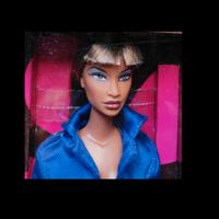 Janay - Studio it (blu) Fashion Doll