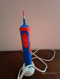 spazzolino elettrico Braun