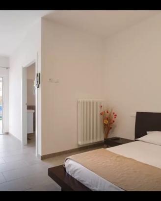 Stanza con bagno privato