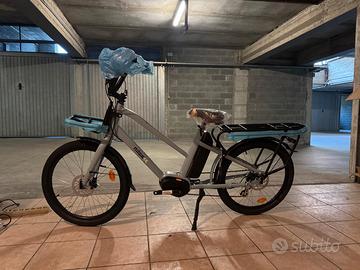 Bici elettrica da città 