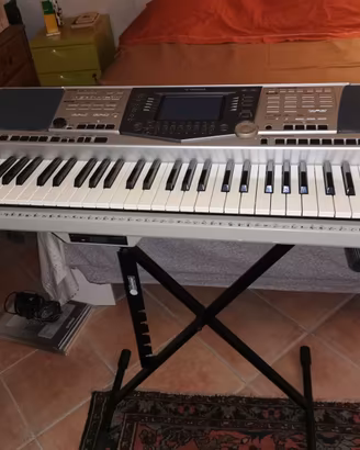 Tastiera Yamaha PSR 2000