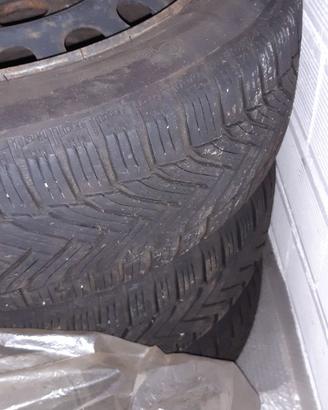 4 gomme invernali