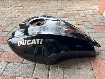Serbatoio nero lucido Ducati X Diavel