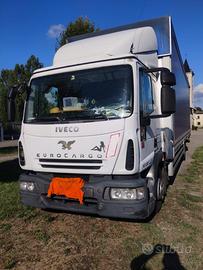 Autocarro Iveco