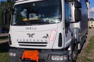 Autocarro Iveco