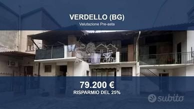 Immobile in asta di 244 m² con più di 5 locali a V