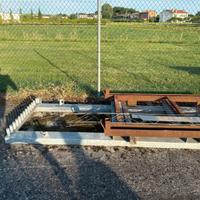 BANCALE PER CANCELLO ZINCATO