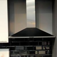 Cappa da cucina in acciaio