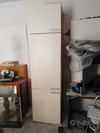 mobile porta frigorifero e congelatore 