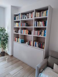 letto a scomparsa con libreria