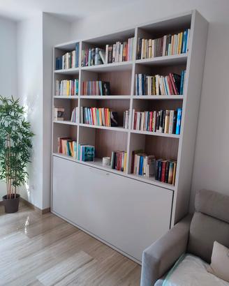 letto a scomparsa con libreria