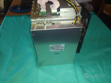 ASIC Bitcoin miner minatore cryptovaluta