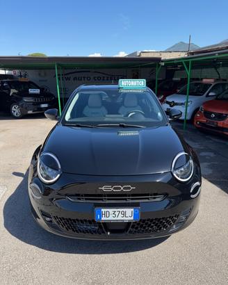 Fiat 600 Hybrid 110 CV DCT MHEV Icon
