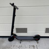 Monopattino Elettrico Ninebot ES1 by Segway