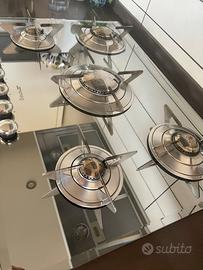 Piano cottura 5 fuochi smeg