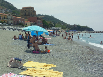 Libera per mesi estivi casa a 400mt dal mare