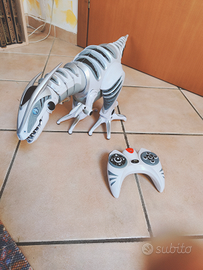 Dinosauro telecomandato