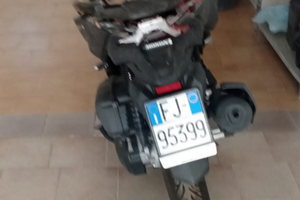 Honda forza 125 incidentato