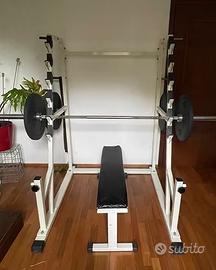 Squat rack / bench press con pesi