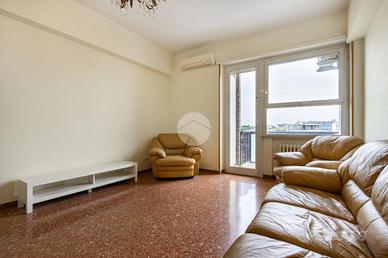 2 LOCALI A ROMA