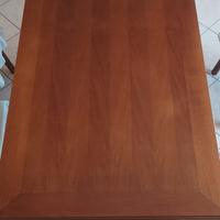 Tavolo da pranzo in legno allungabile