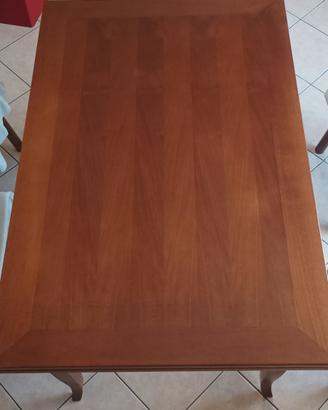 Tavolo da pranzo in legno allungabile