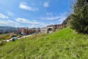 TER. RESIDENZIALE A ACQUAVIVA PICENA