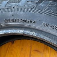 2 pneumatici 215/60 r17 96H
