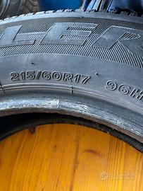 2 pneumatici 215/60 r17 96H