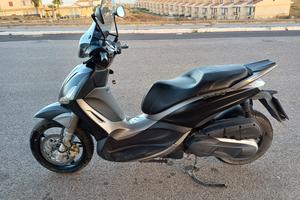 Beverly 350 sport touring abs
