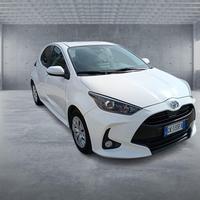 TOYOTA Yaris 4ª serie 1.0 5 porte Active