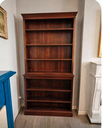 Libreria stretta