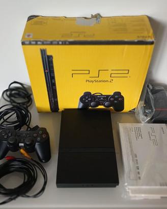 PS2 SLIM BOXATA MOD. 75004 CON JOYPAD E ISTRUZIONI