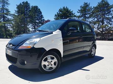 Chevrolet matiz bicolor