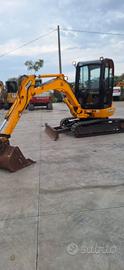 MINIESCAVATORE JCB 8030