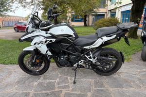 Benelli TRK 502 X