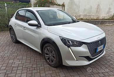 PEUGEOT 208 elettrica 136 cv allure 2021