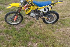 Suzuki RM 85 del 2012
