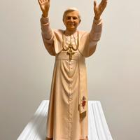 Statua Benedetto XVI - Albert Comploj