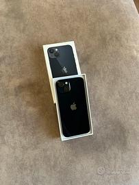 IPhone 13 128GB Nero con iOS 18 e scatola