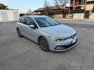 Volkswagen Golf 2.0 TDI 150 CV DSG